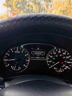 نيسان ألتيما